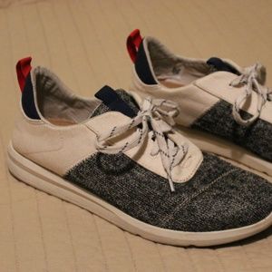 Women's Toms sneakers